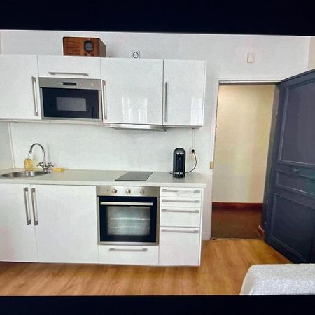 Cute One Bedroom In Le Marais Parigi Esterno foto